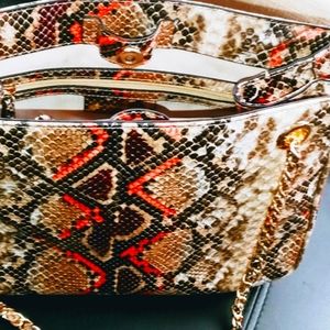 International Concepts Lady's Handbag